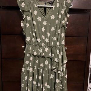 Simply Vera Vera Wang Green Floral Dress